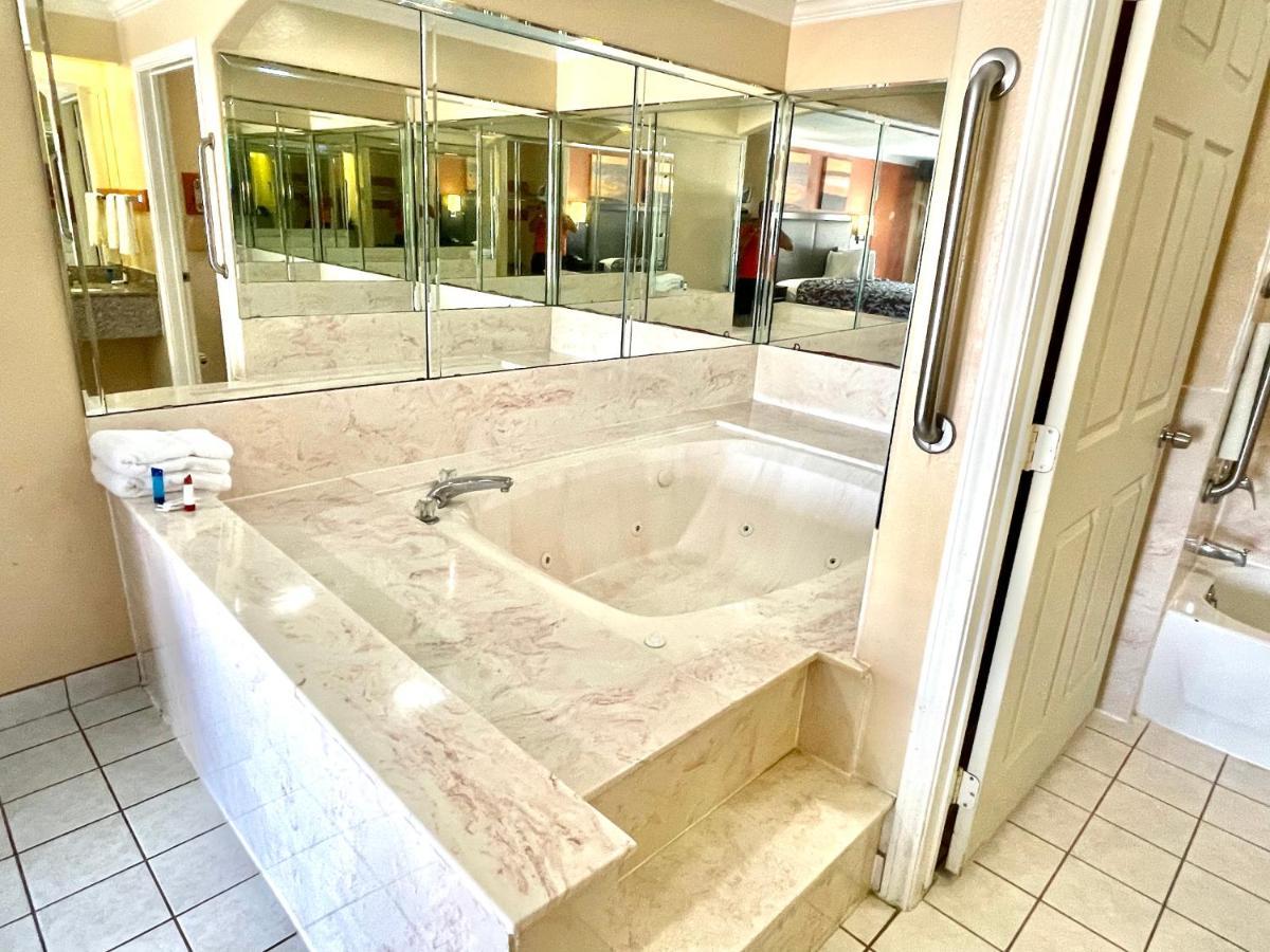 Luxury Inn Liberty Dış mekan fotoğraf