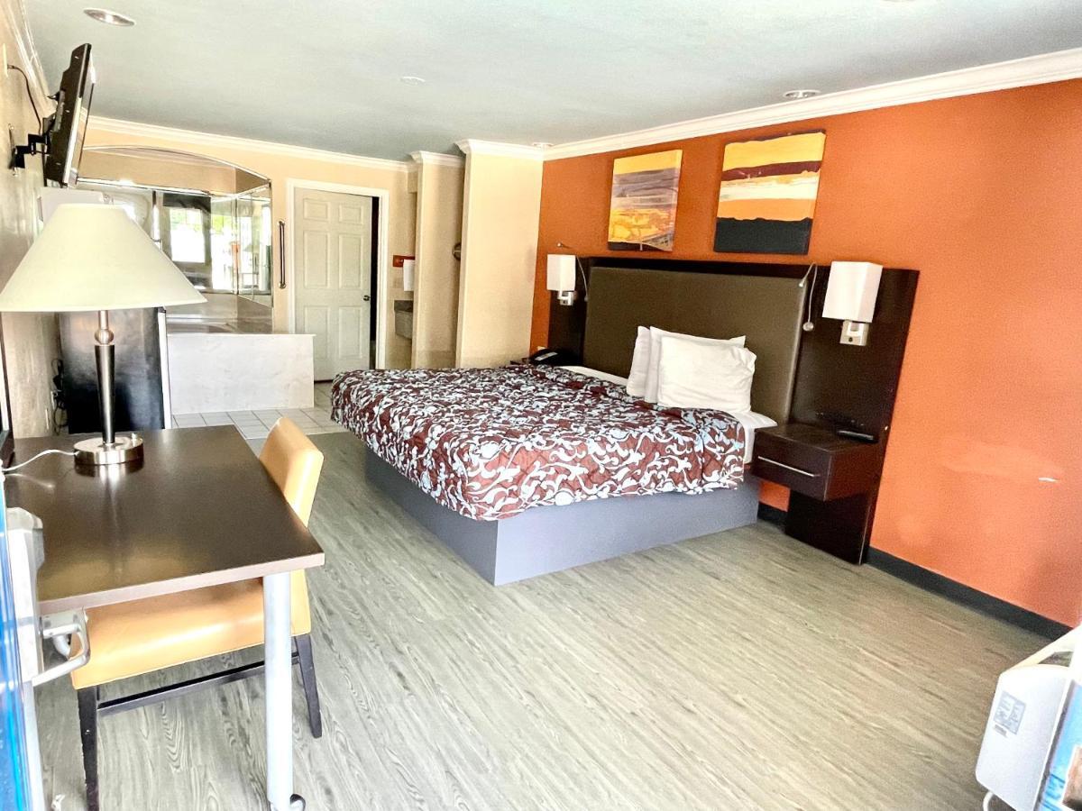 Luxury Inn Liberty Dış mekan fotoğraf